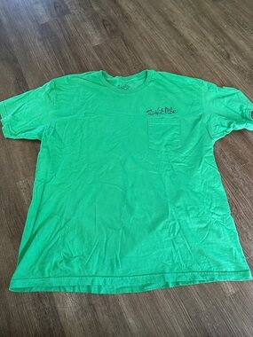 Salt Life Men’s Bright Green Pocket Tee